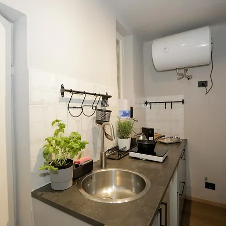 Next To Center - 1g Wifi - Netflix - Self Check-in Lägenhet *