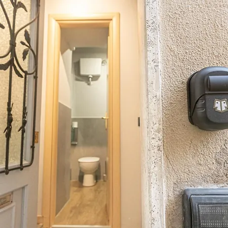 Next To Center - 1G Wifi - Netflix - Self Check-In דירה